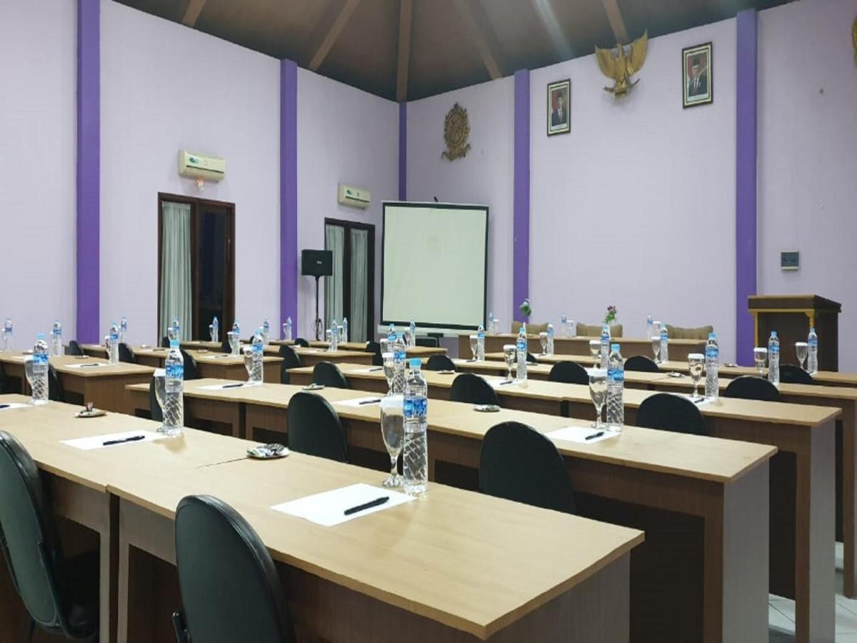 Hotel Signature Mandala Kencana Cianjur Eksteriør bilde